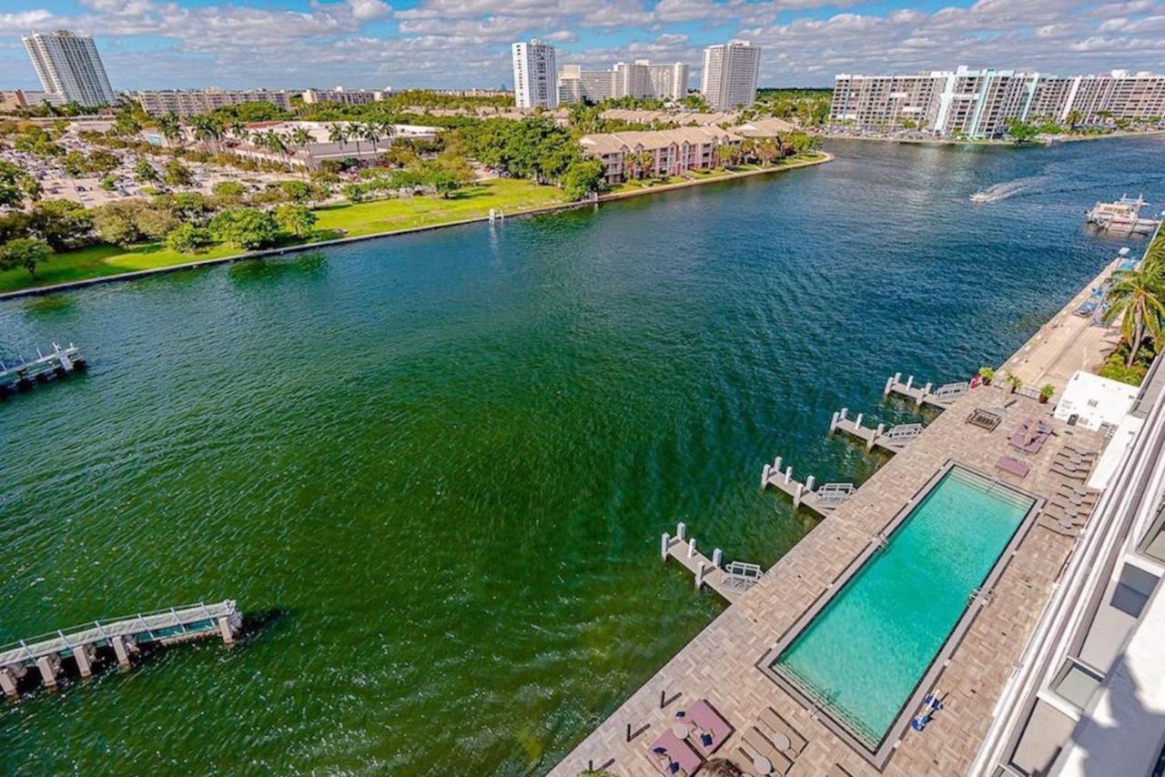 5 Amenities Luxury 3 Bedroom Front Intercostal View Hollywood Exterior foto